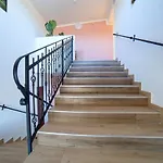 Zlatovláska U Zámku červená Lhota 4*