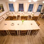 Zlatovláska U Zámku červená Lhota Penzion 4*