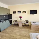 Zlatovláska U Zámku červená Lhota Jizna