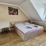 Zlatovláska U Zámku červená Lhota 4*