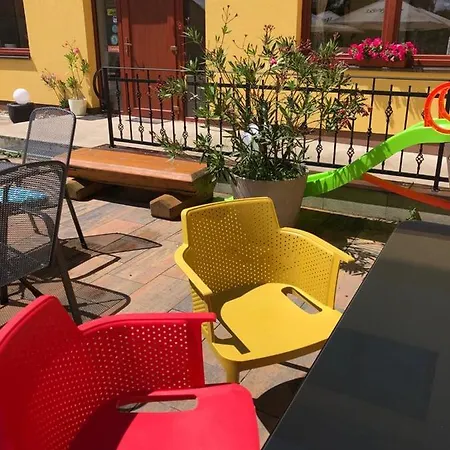 A Restaurace Zlatovlaska U Zamku Cervena Lhota Gasthuis 4*