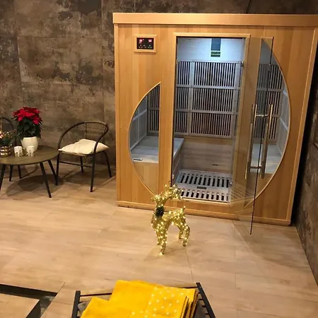 A Restaurace Zlatovlaska U Zamku Cervena Lhota Guest house *