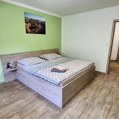 A Restaurace Zlatovlaska U Zamku Cervena Lhota Guest house *