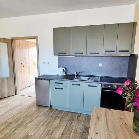 A Restaurace Zlatovlaska U Zamku Cervena Lhota Guest house