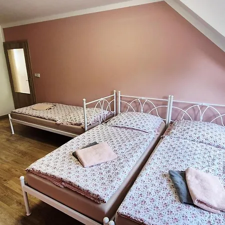 Guest house A Restaurace Zlatovlaska U Zamku Cervena Lhota *