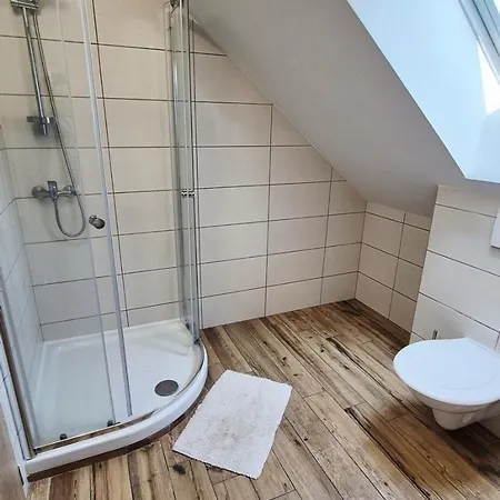 A Restaurace Zlatovlaska U Zamku Cervena Lhota Guest house Jizna